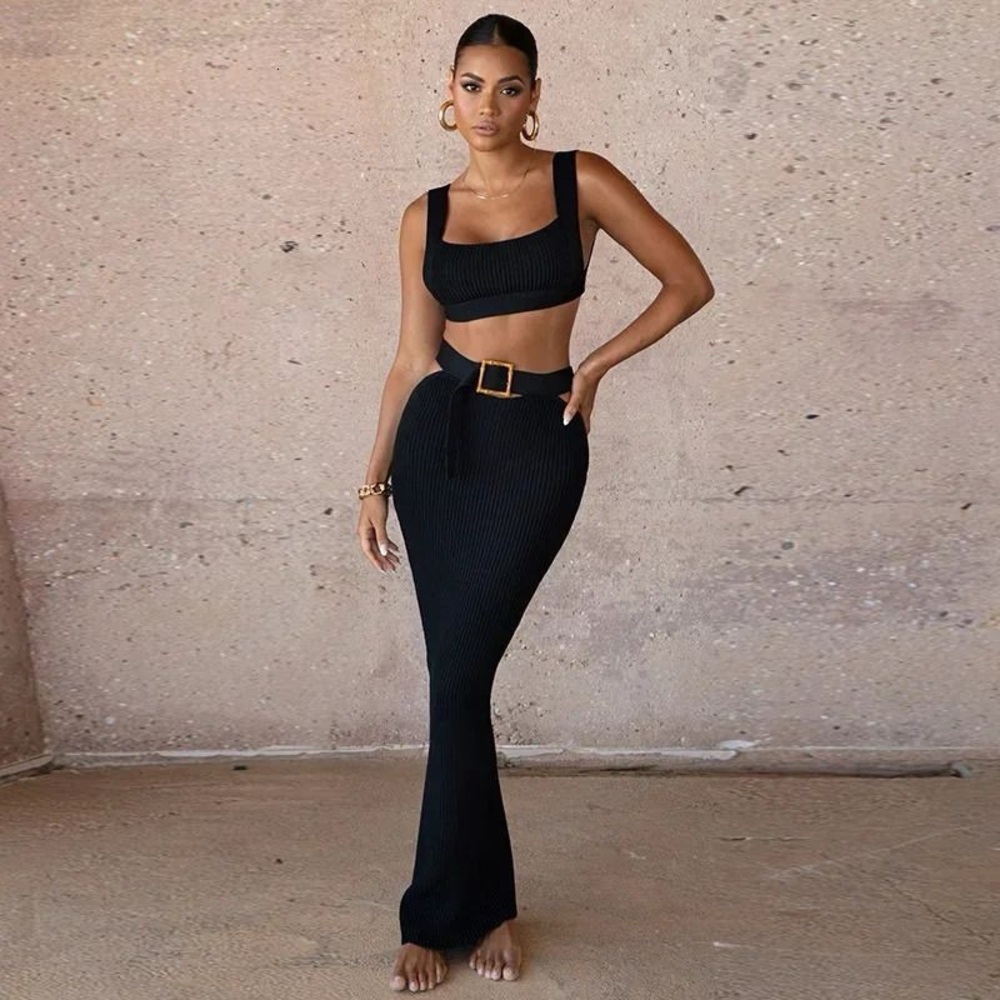 Elegant Black Ribbed Two-Piece Set